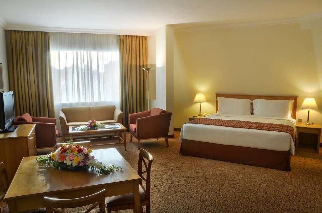 Изображение Swiss-Bellhotel Sharjah 4*