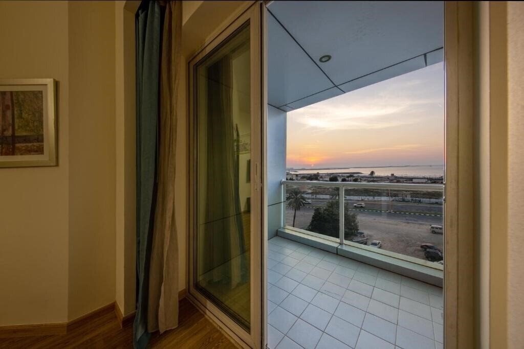 Фотография Time Ruby Hotel Apartments (ex. Ruby Living Courts) апартаменты