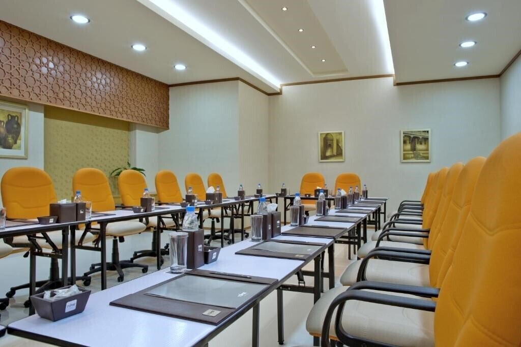 Изображение Time Ruby Hotel Apartments (ex. Ruby Living Courts) апартаменты