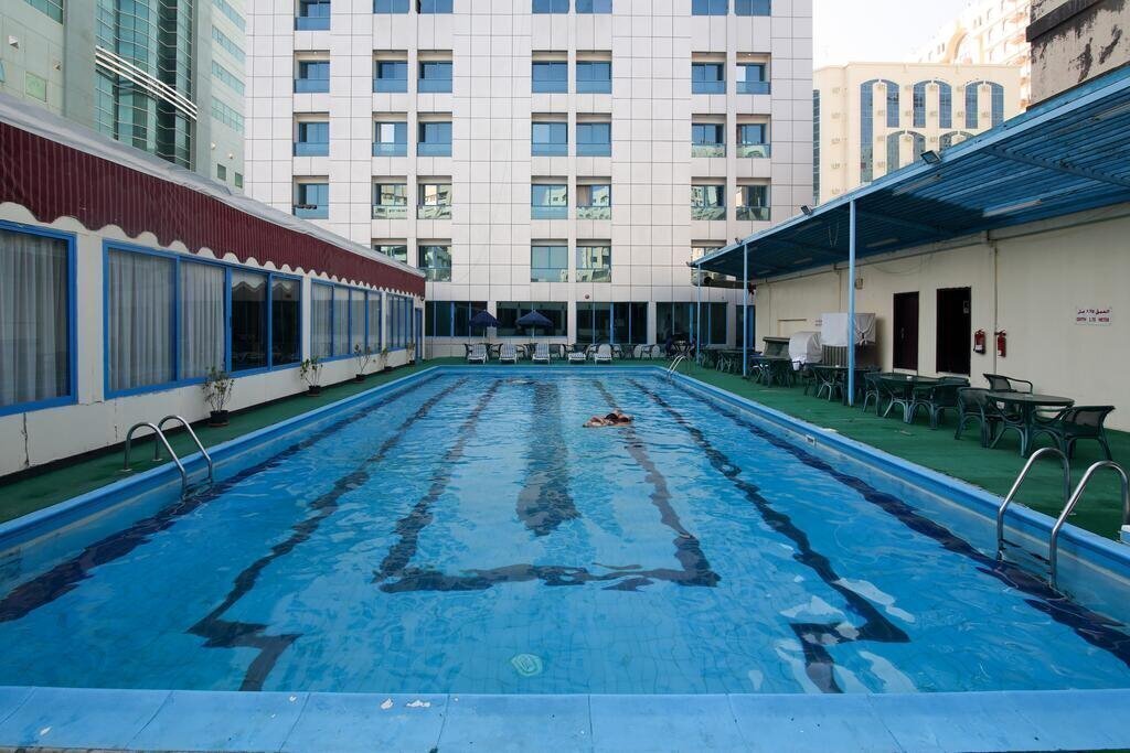 Фотография Al Bustan Flats Hotel Apartment Sharjah (ex. Al Bustan Flat) 3*