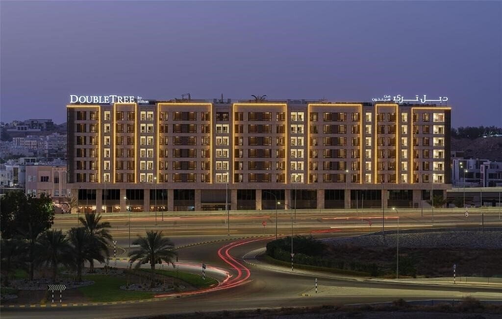 Фото Doubletree By Hilton Muscat Qurum 4*