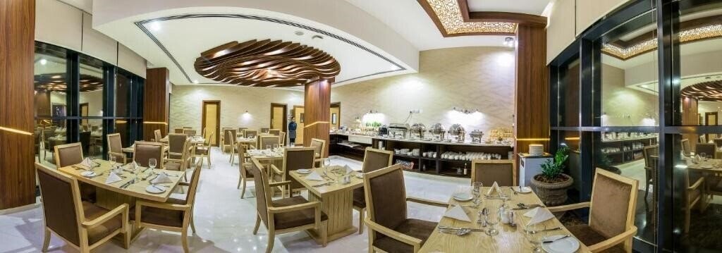 Фото Muscat Gate Hotel *** 3*