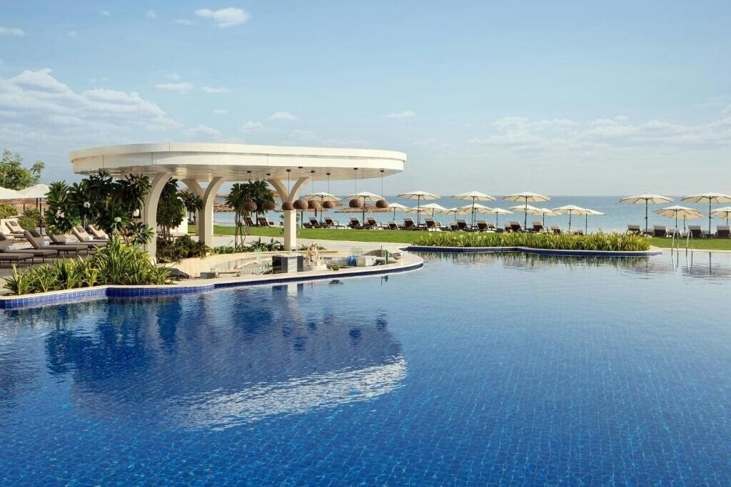 Отель The St. Regis Al Mouj Muscat Resort 5*