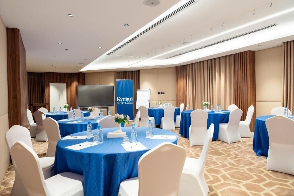 Картинка Kyriad Hotel Muscat 4*