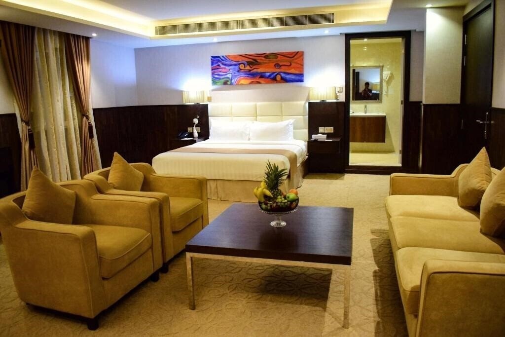 Фото The Secure Inn Hotel Muscat 4*