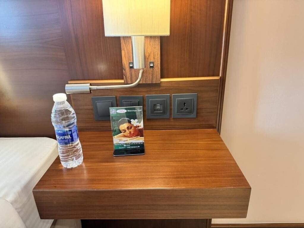 Фото Kyriad Hotel 3*