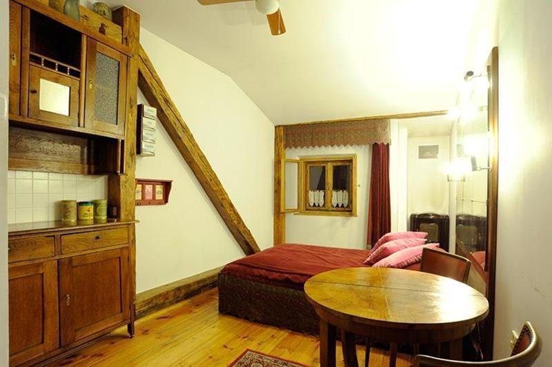 Изображение Deco Hostel 2*