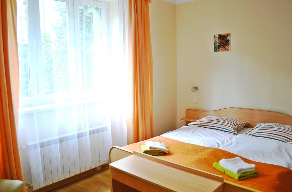 Отель Monika 2*