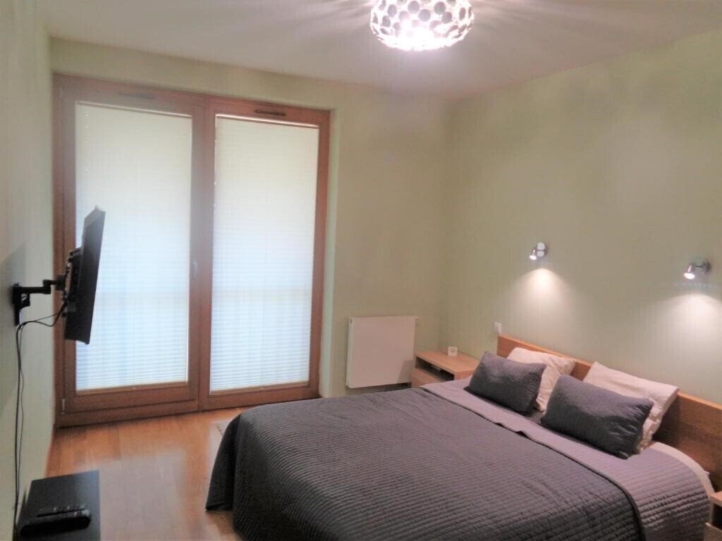 Фотография Angel Plaza Apartments 4*