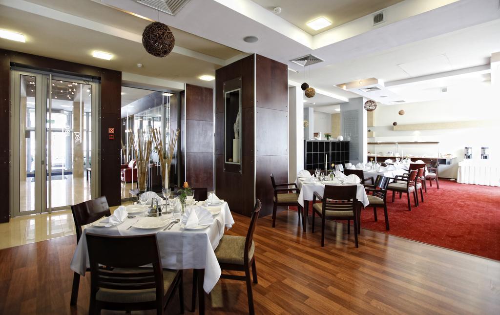 Изображение Apis 3*