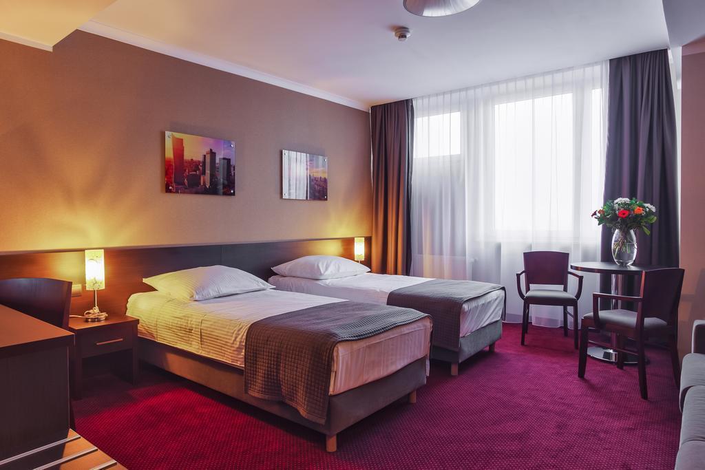 Отель Belwederski 3*