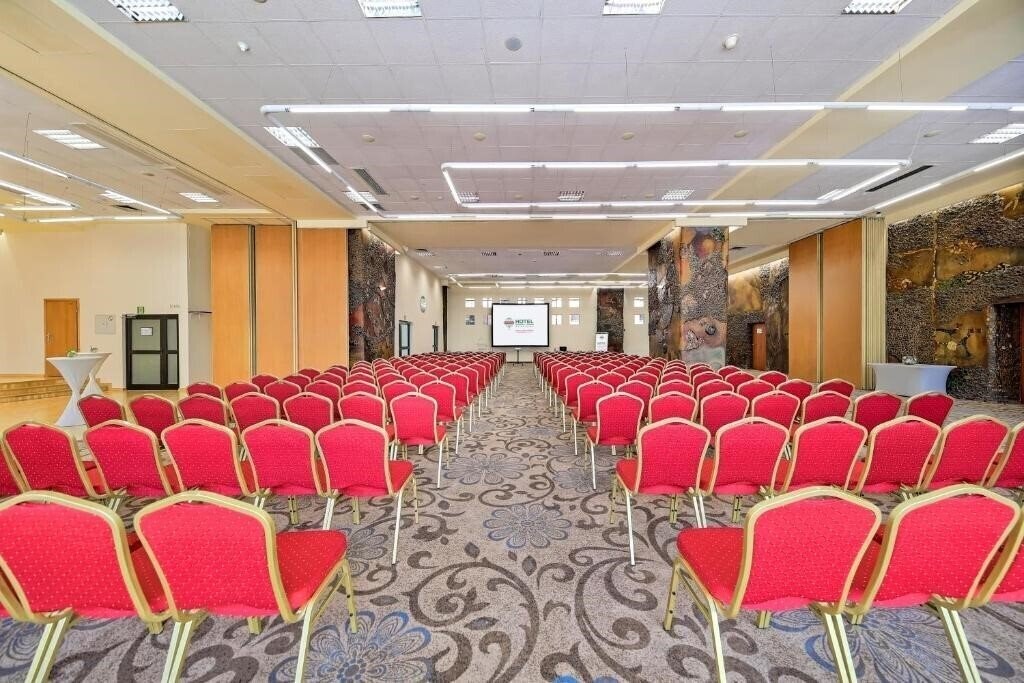 Изображение Gromada 3*