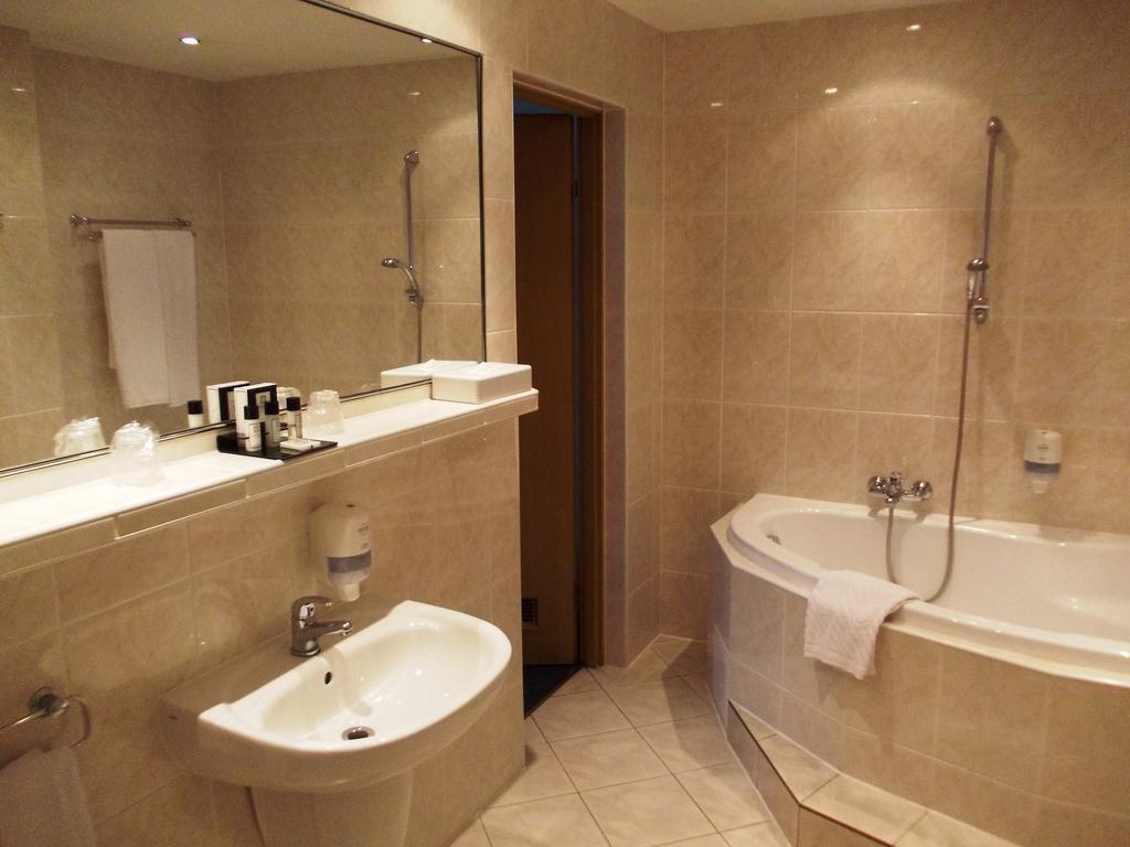 Фотография Gromada Hotel Airport 3*