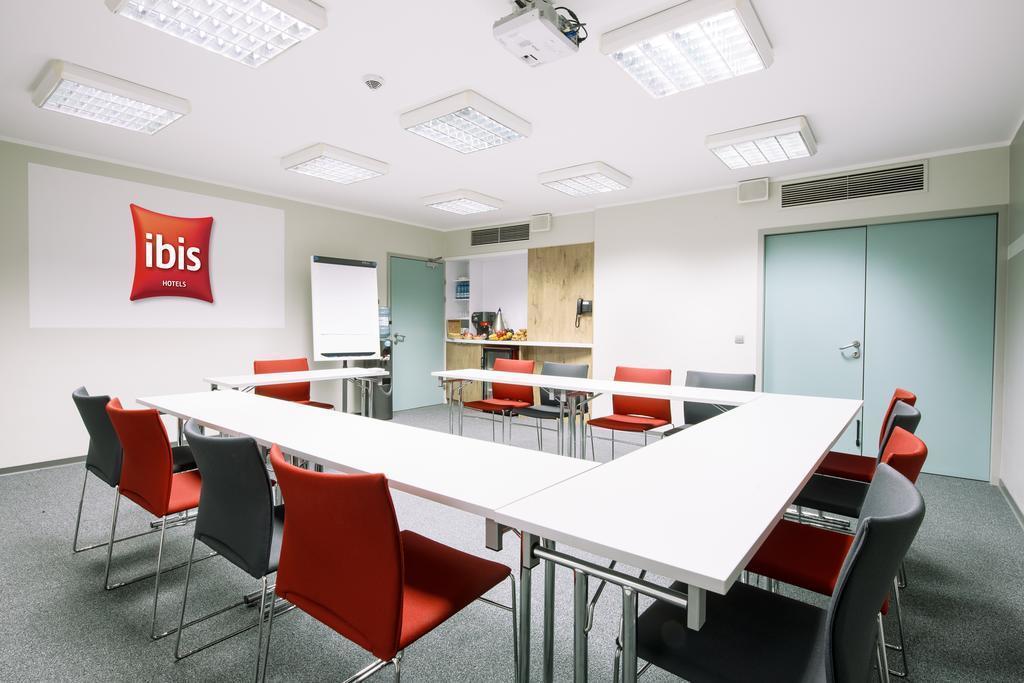 Фотография Ibis Warszawa Centrum 3*