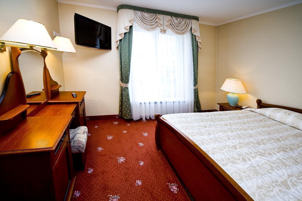 Фотография Boss 3*