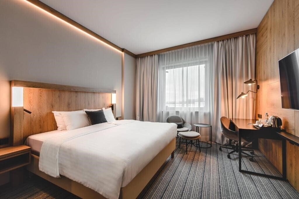 Изображение Courtyard Warsaw Airport 4*