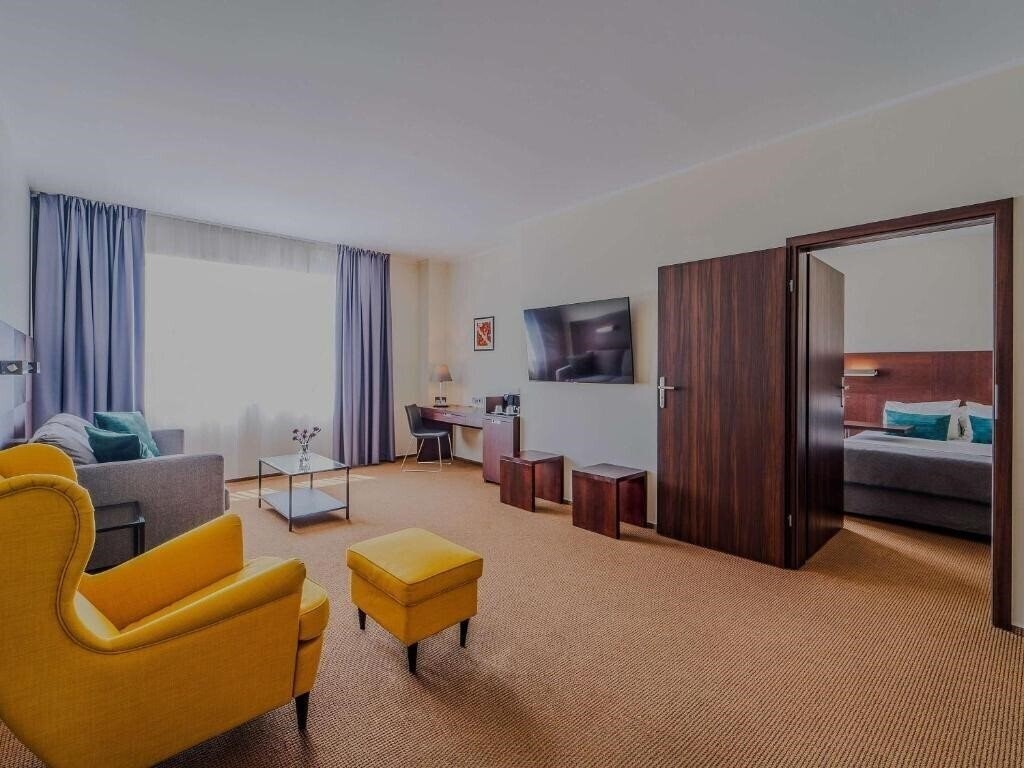 Фотография Mercure Airport 3*