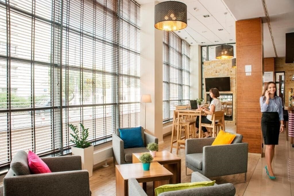 Изображение Mercure Airport 3*