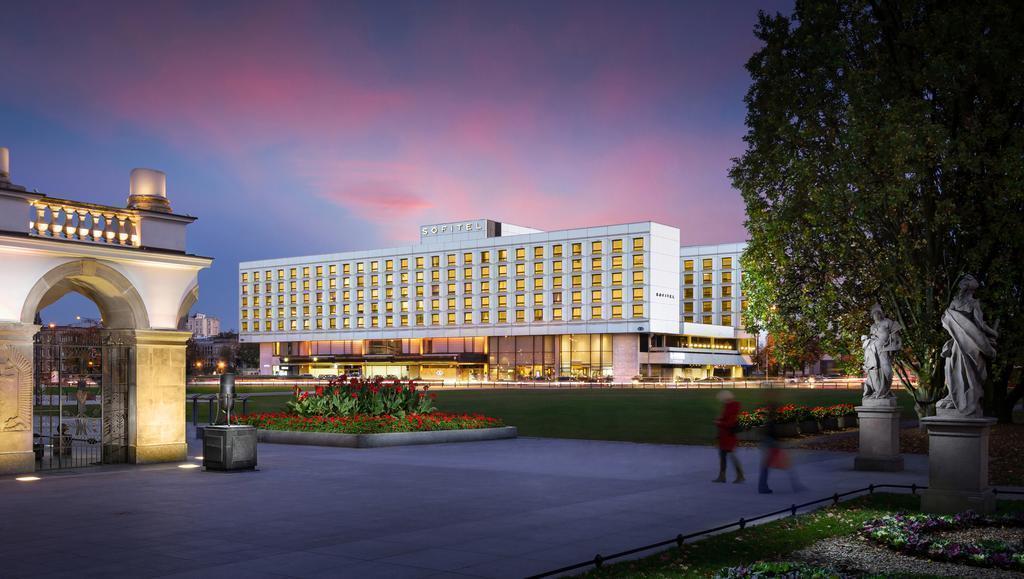 Отель Sofitel Victoria 5*