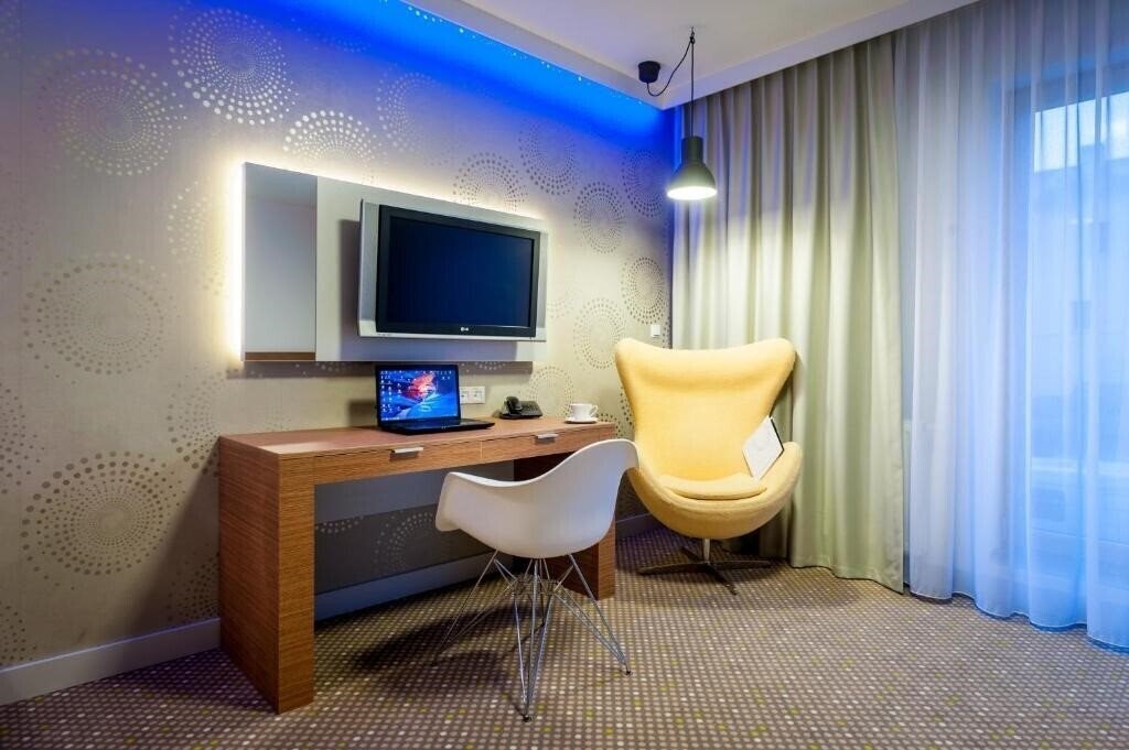 Отель Invite 4*