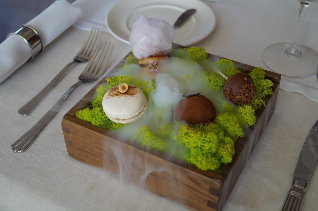 Фотография Grape Hotel 5*