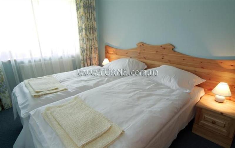 Отель Pensionat Pod Nosalem 3*