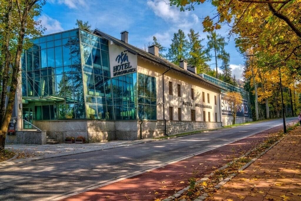 Отель Murowanica 3*