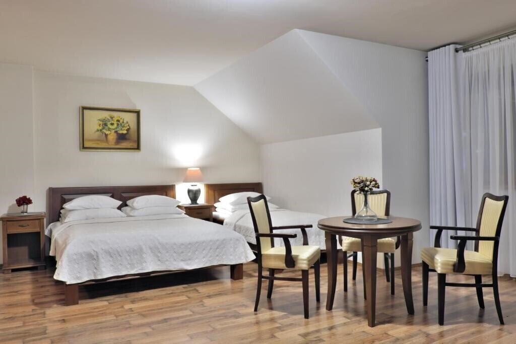 Фотография Cicha Willa Special 1*