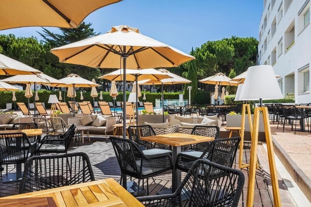 Картинка The Patio Suite Hotel 4*