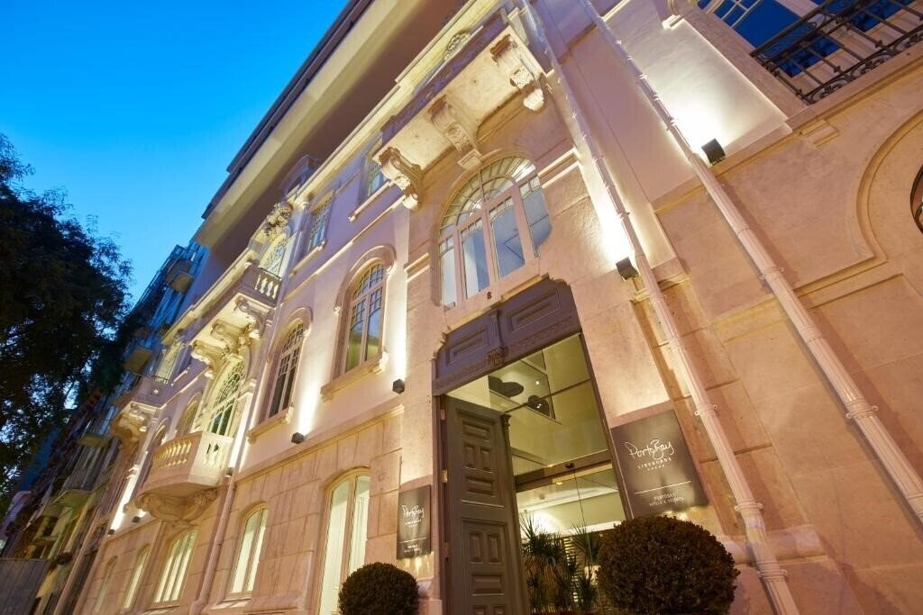 Отель Porto Bay Liberdade 5*