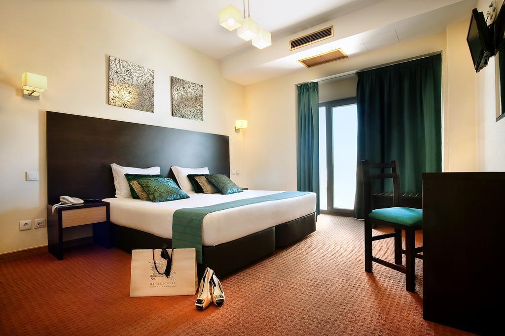 Отель Dah Dom Afonso Henriques 2*