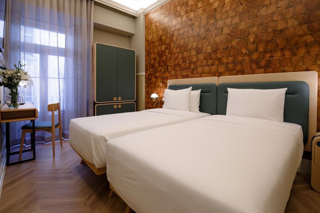 Отель Hotel Lisboa Tejo 3*