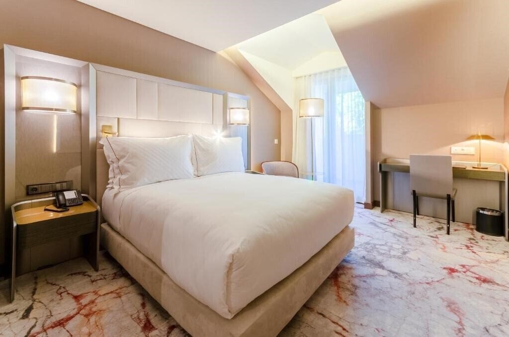 Отель Turim Boulevard Hotel 5*