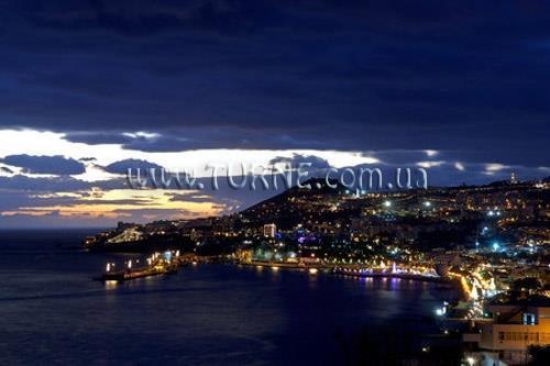 Отель Reds Palace 5*