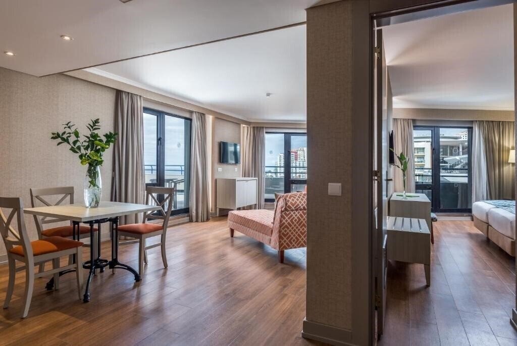 Фотография Enotel Lido Madeira (ex. Tivoli Madeira) 5*