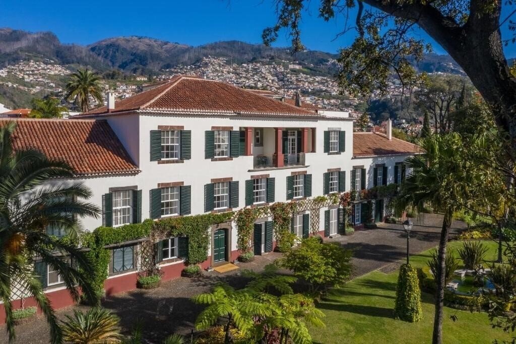 Отель Quinta Jardins Do Lago 5*