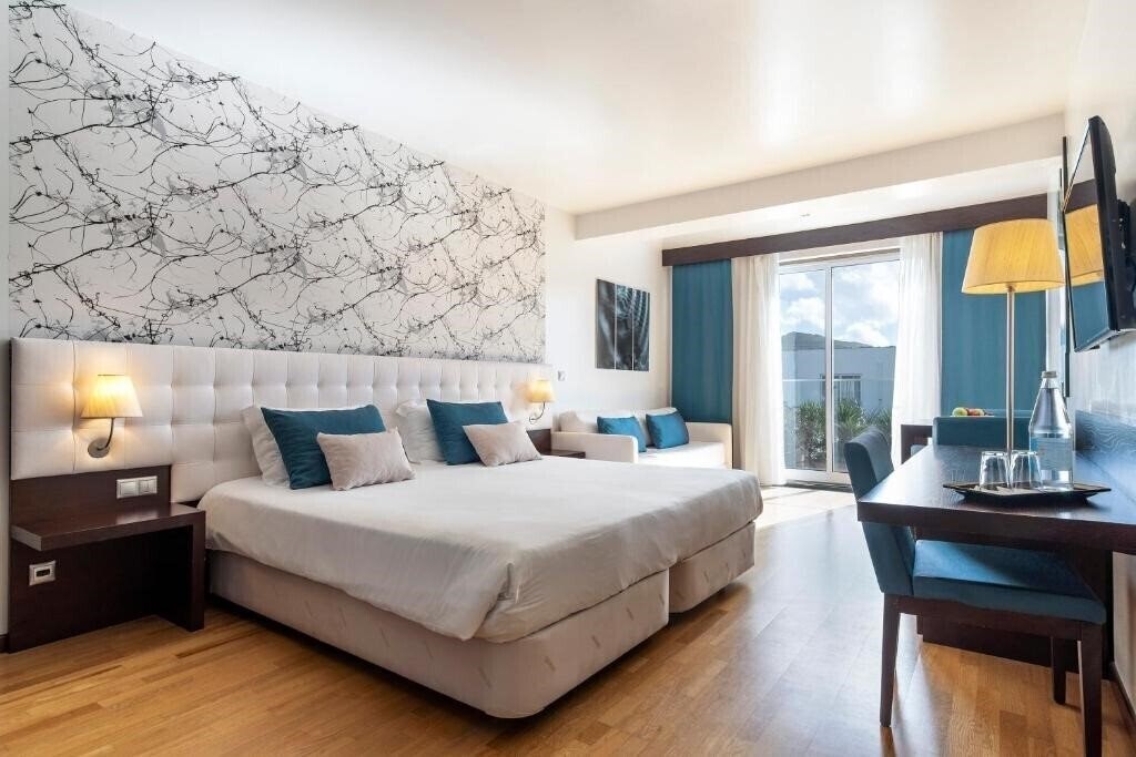 Фото Vale Do Navio 4*