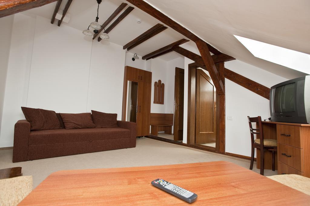 Отель Ambient Residence 3*