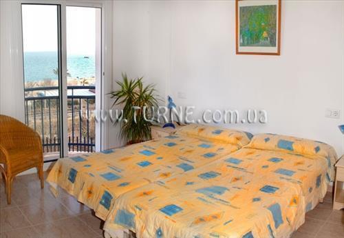 Фотография Twins Apart Hotel 4*