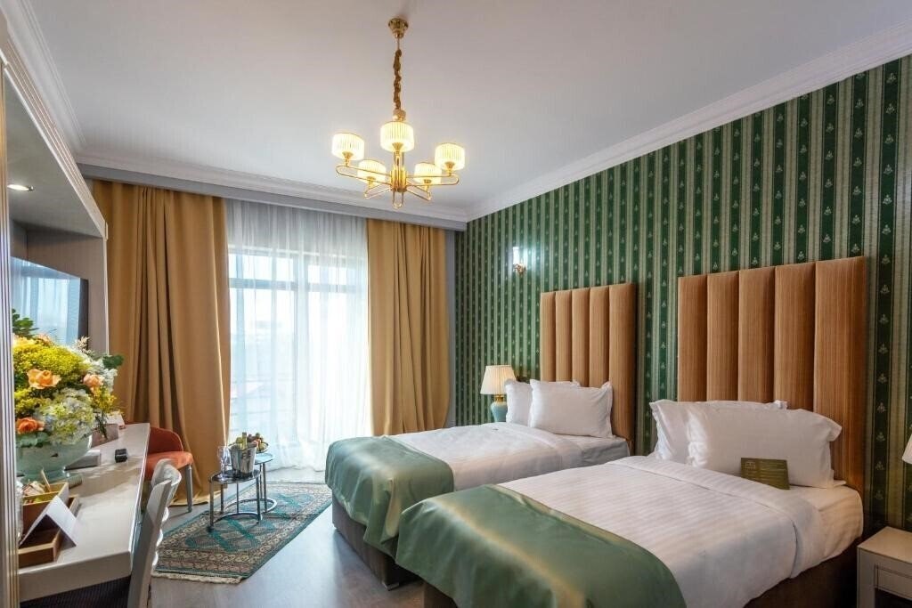 Фото Phoenicia Express 4*