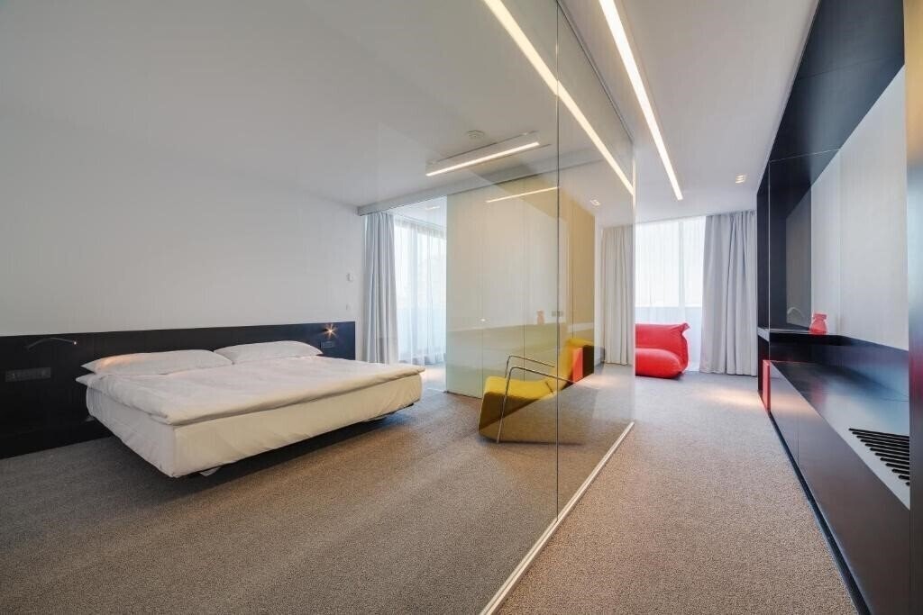 Отель Hotel Privo 4*