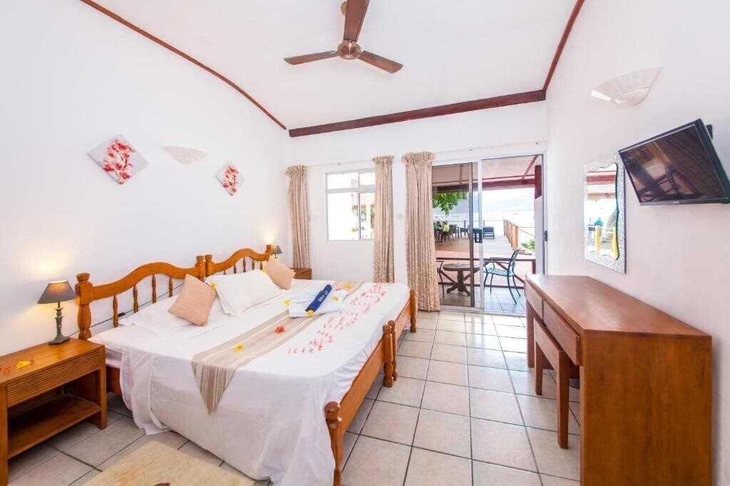 Фото Anse Soleil Beachcomber 4*