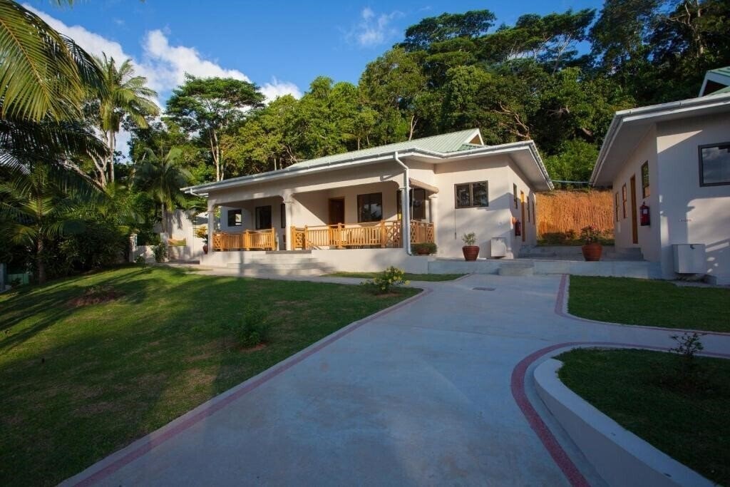 Изображение Anse Soleil Beachcomber 4*