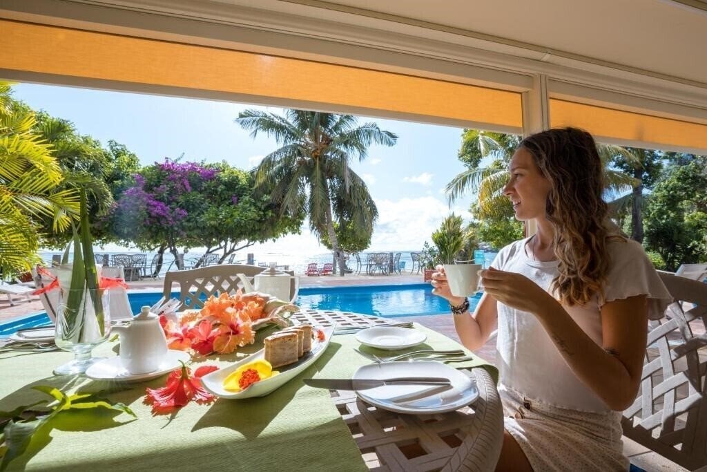 Изображение Crown Beach Hotel 4*