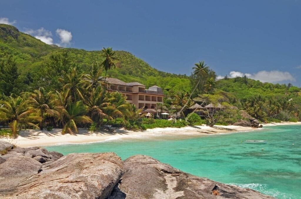 Фото Double Tree By Hilton Seychelles Allamanda Resort & SPA 4*