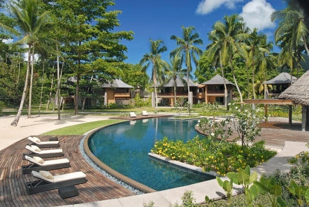 Фото Constance Ephelia Resort 5*