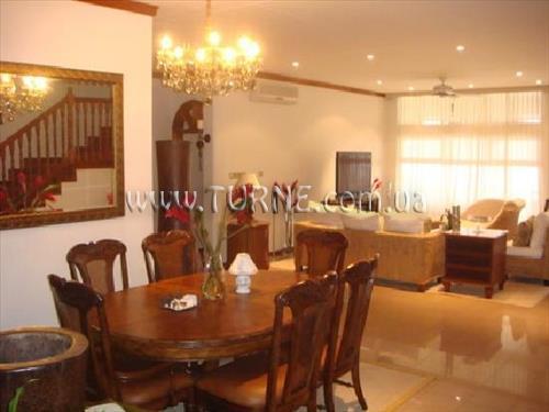 Отель Bay View 3*