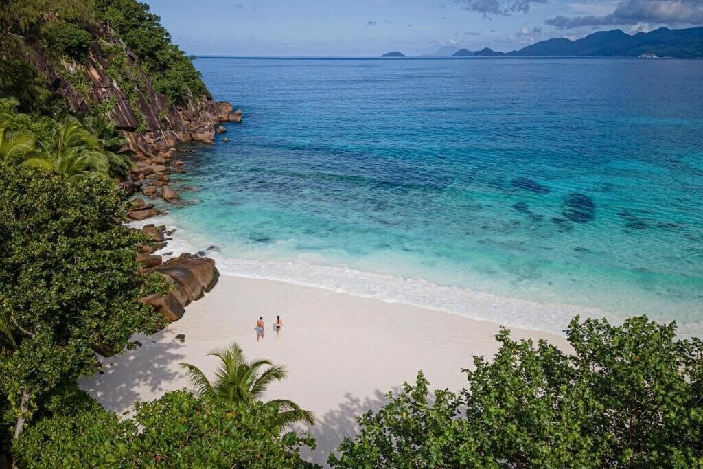 Фото Four Seasons Resort Seychelles 5*