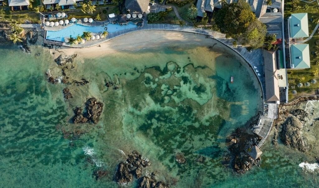 Отель Le Meridien Fisherman's Cove 5*