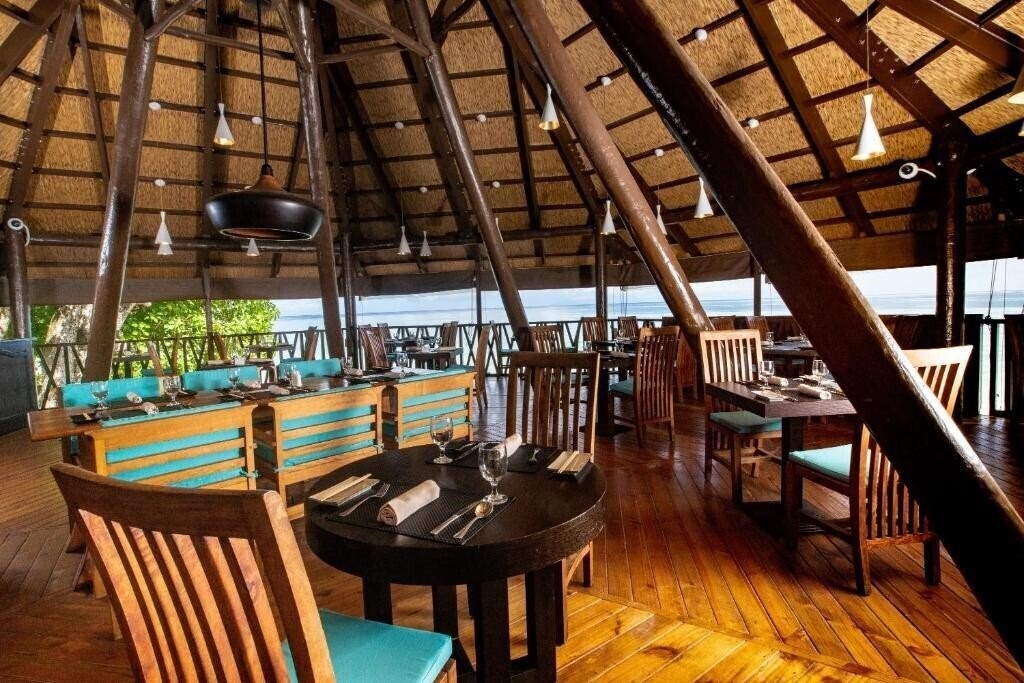 Фотография Savoy Hotel Coral Strand Seychelles 4*